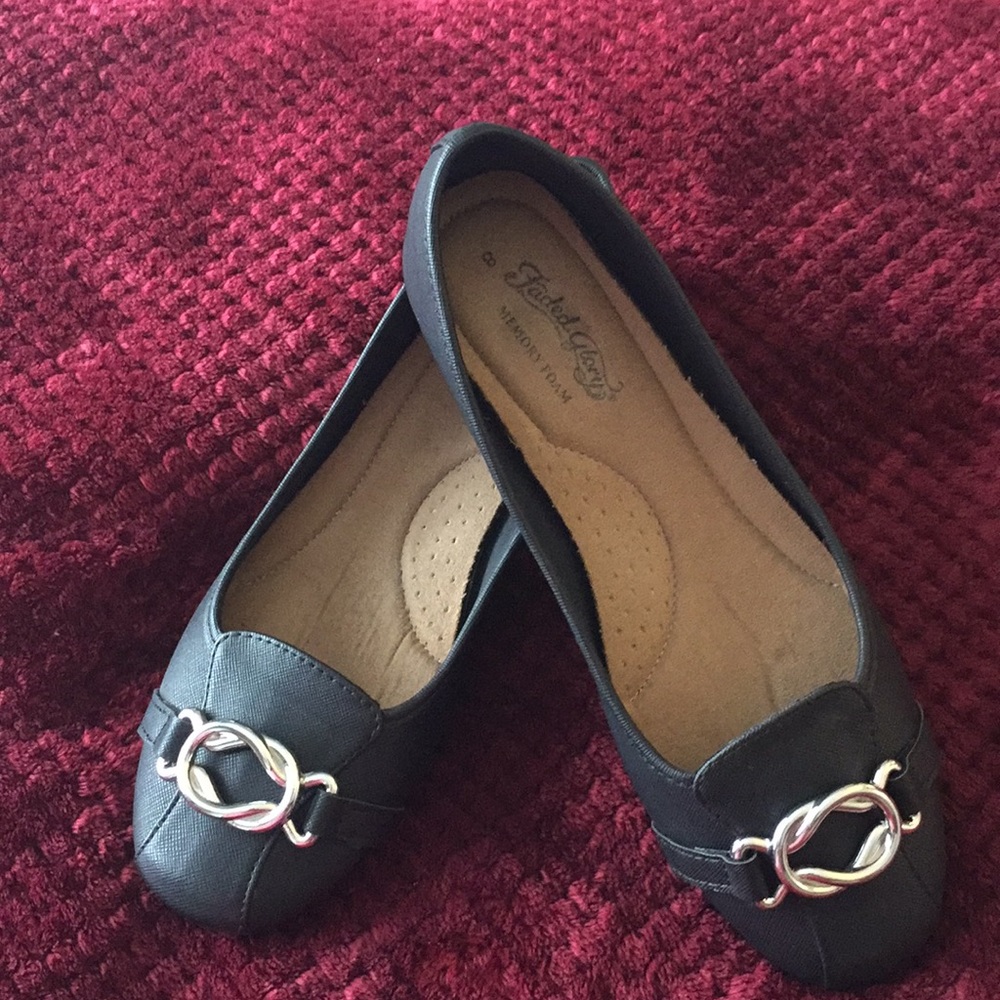 Black flats